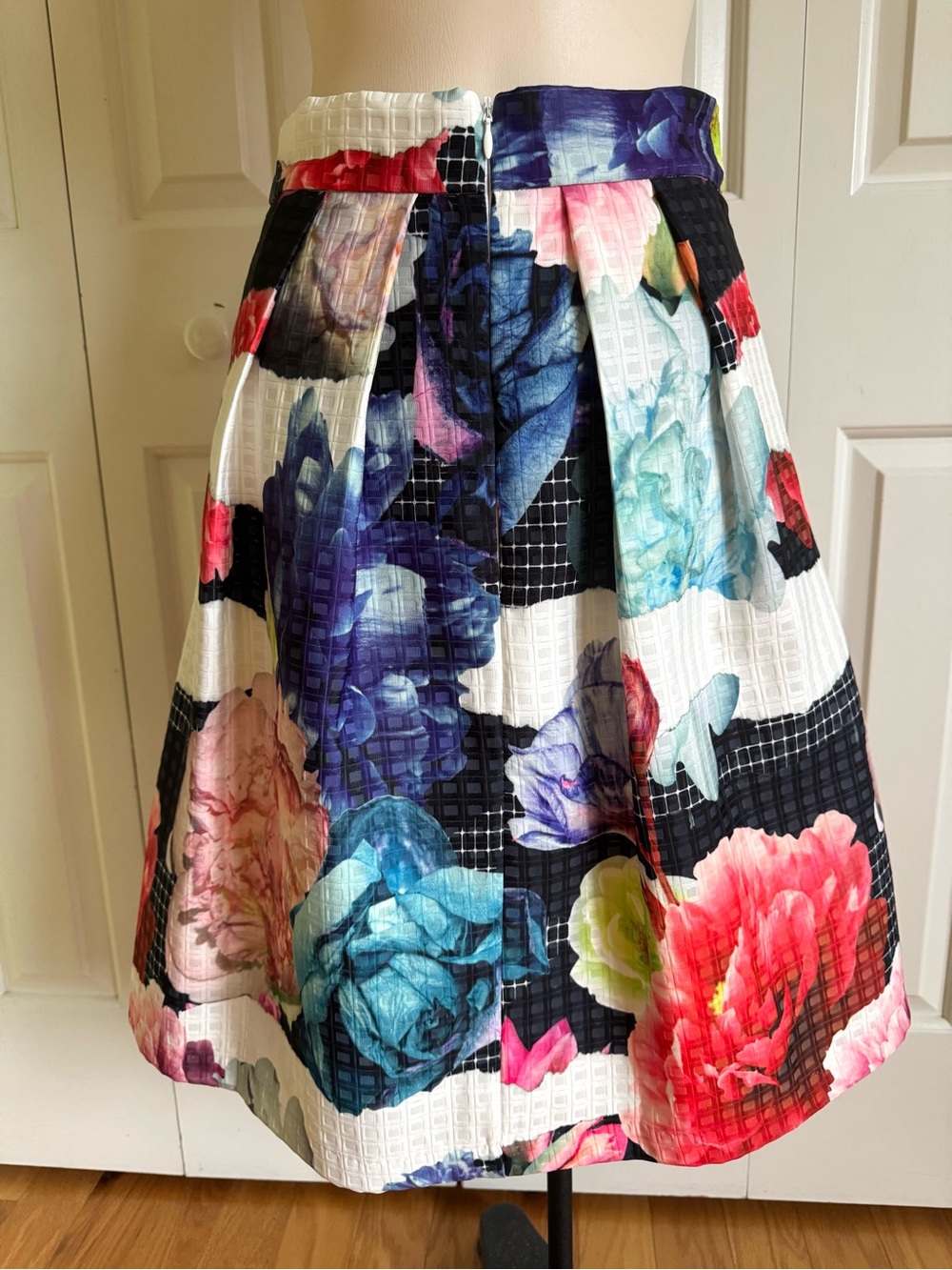 Tristan Floral A-Line Skirt in Multi Color Bloom 4